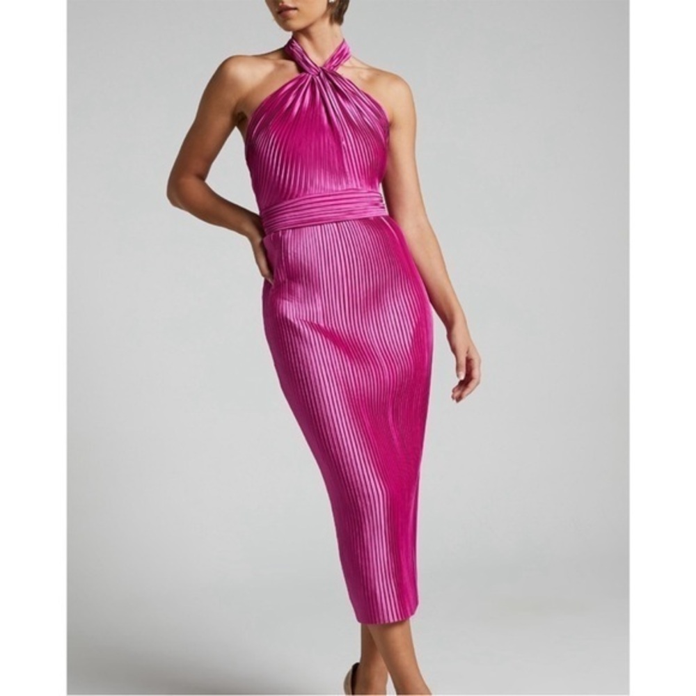 Showpo Marlette Pleated/Plisse Open Back Halter Midi Dress Size 12